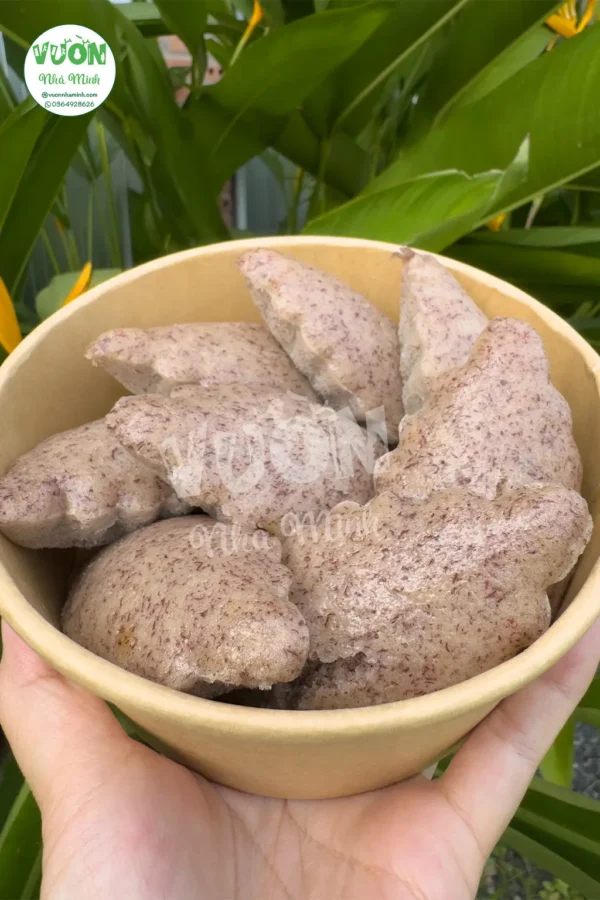 bánh bò chuối hồng