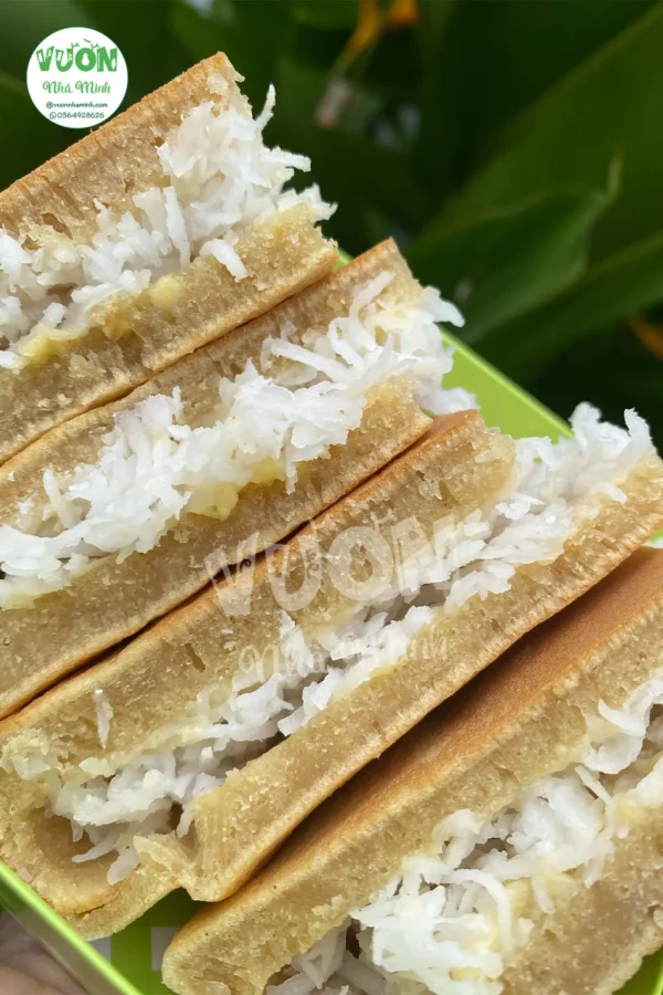 bánh bò kẹp dừa cade
