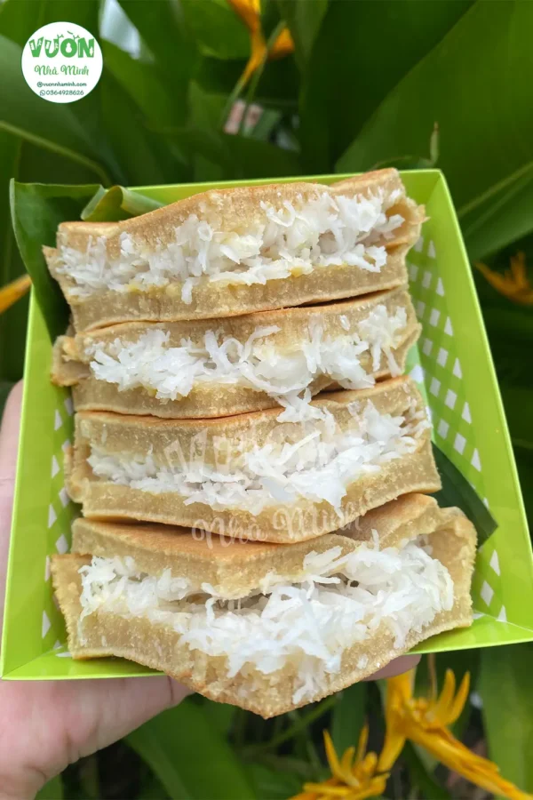 bánh bò kẹp dừa cade