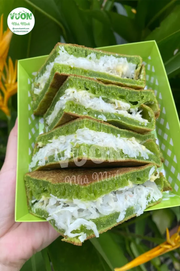 bánh bò kẹp dừa cade